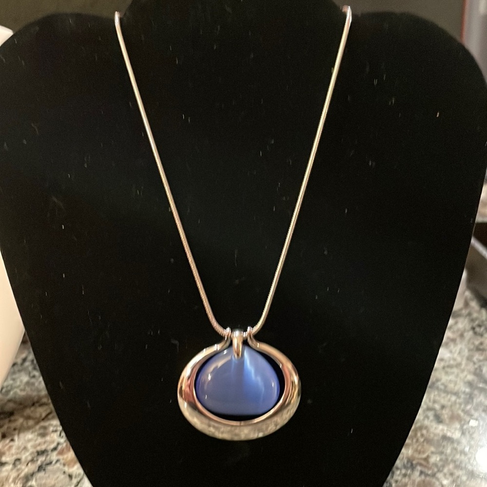 Lia sophia necklace, new with tags. Pretty blue stone!